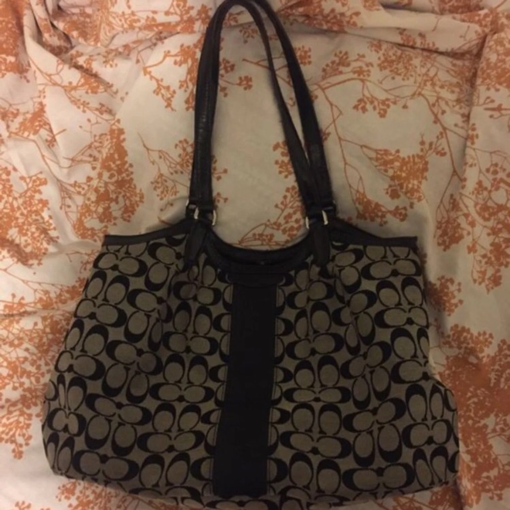 Coach shoulder bag